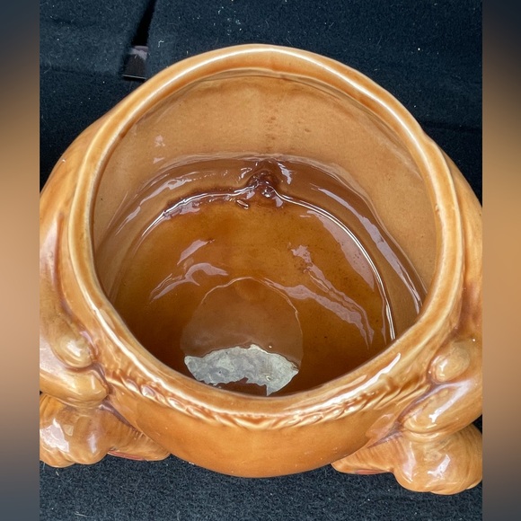 Vintage Brown Bear with Heart on Bottom Cookie Jar - Picture 2 of 7